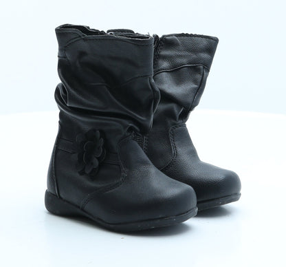 Preworn Girls Black Synthetic Bootie Boot UK 5 - Flower Detail