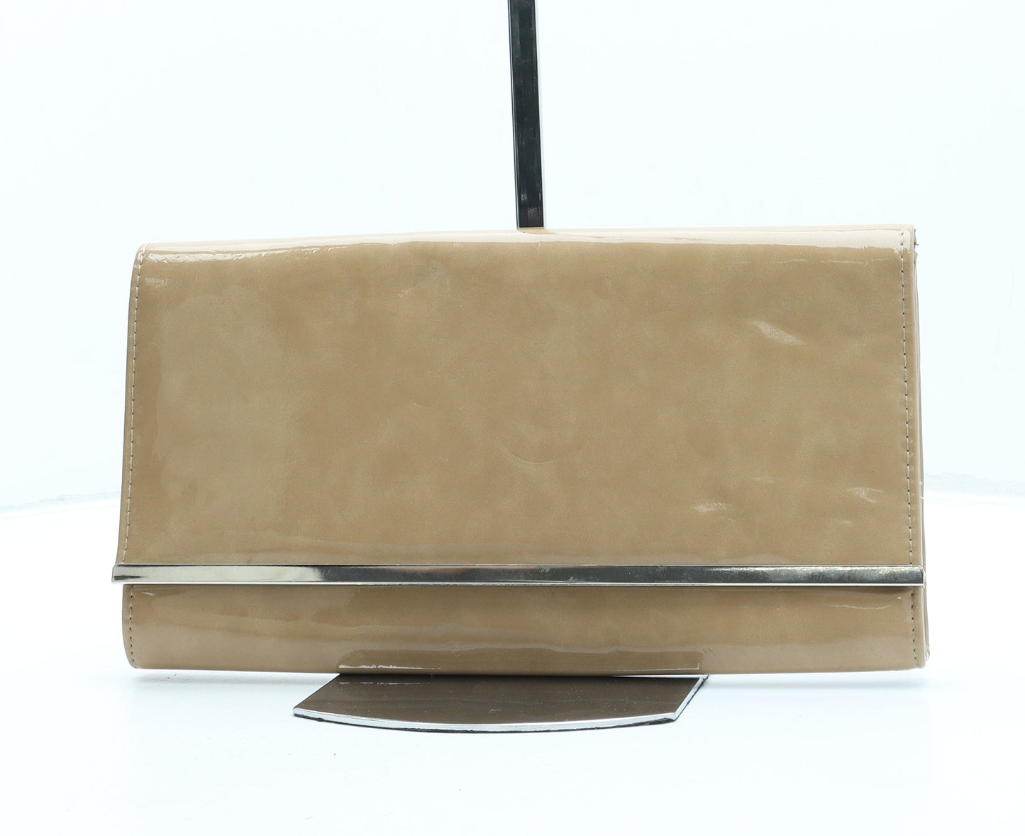 Preworn Womens Brown Leather Clutch Size Small