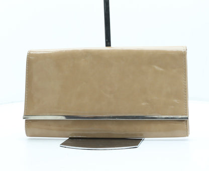 Preworn Womens Brown Leather Clutch Size Small