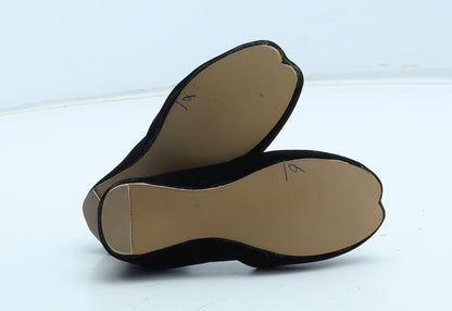 Preworn Girls Black Polyester Flat UK 6