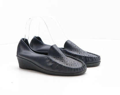 Preworn Womens Blue Leather Slip On Casual UK - UK Size Estimated 3