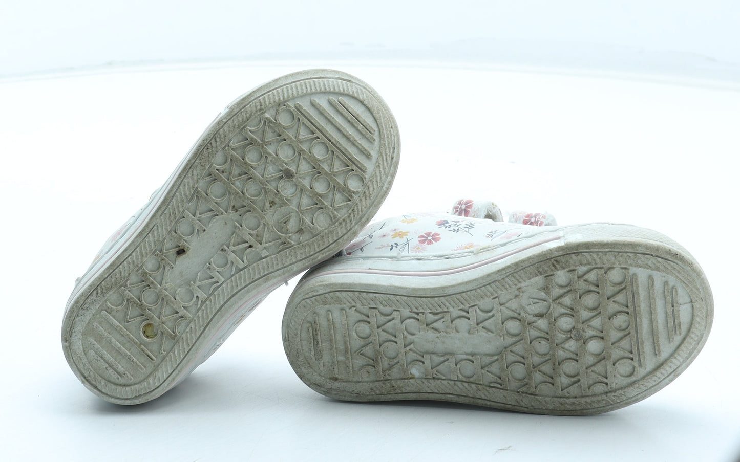 F&F Girls Multicoloured Floral Polyurethane Trainer UK 4 20
