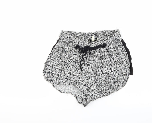 Papaya Womens White   Bermuda Shorts Size 8