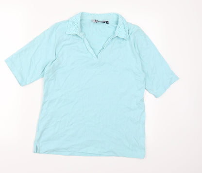 Womens UK Size M Isle Essentials Blue Basic T-Shirt