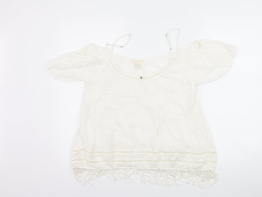 FOREVER 21 Womens Ivory   Basic T-Shirt Size L  - Cut Out Shoulder