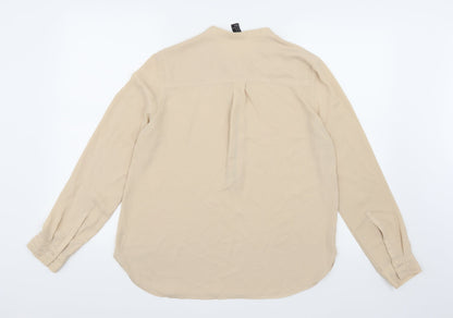 FOREVER 21 Womens Beige   Basic Blouse Size M