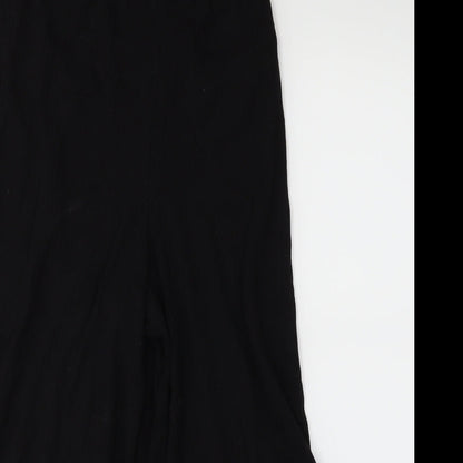Womens UK Size 6 Missguided Regular Fit  Black Trousers