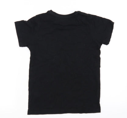 Preworn Boys Black   Basic T-Shirt Size 9 Years