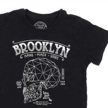 Preworn Boys Black   Basic T-Shirt Size 9 Years