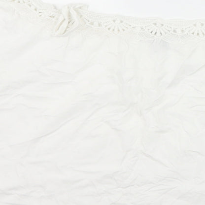 Womens UK Size 6 New Look White Basic T-Shirt