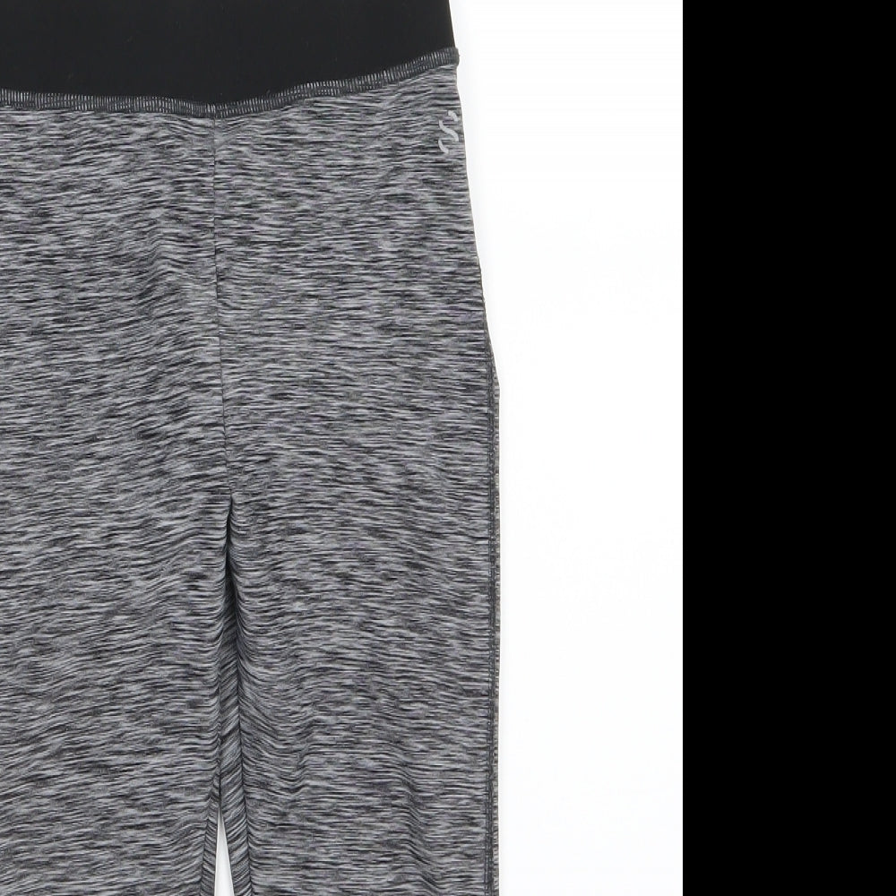 H&M Girls Grey   Compression Shorts Size 8-9 Years