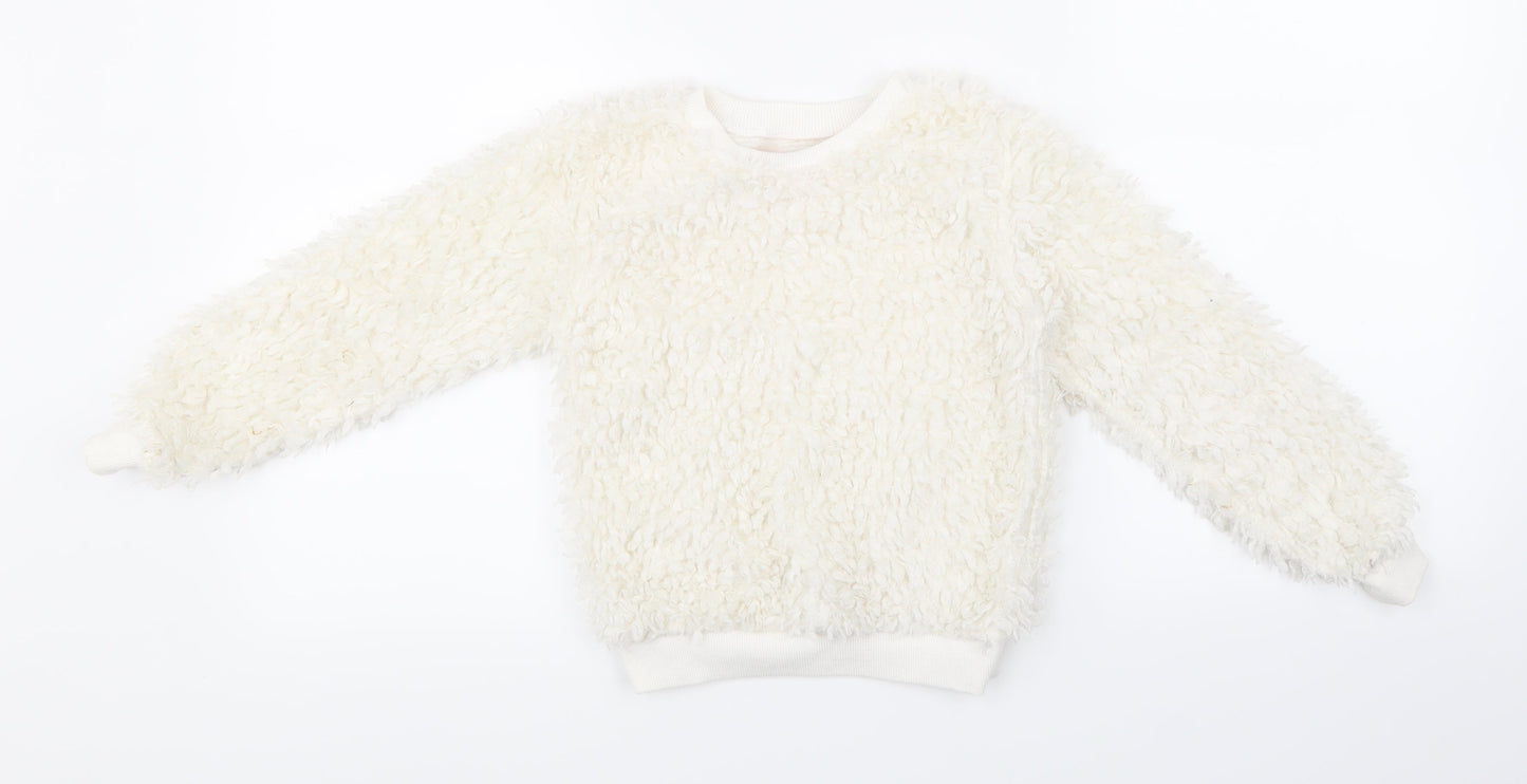 Preworn Girls White   Pullover Sweatshirt Size 5-6 Years