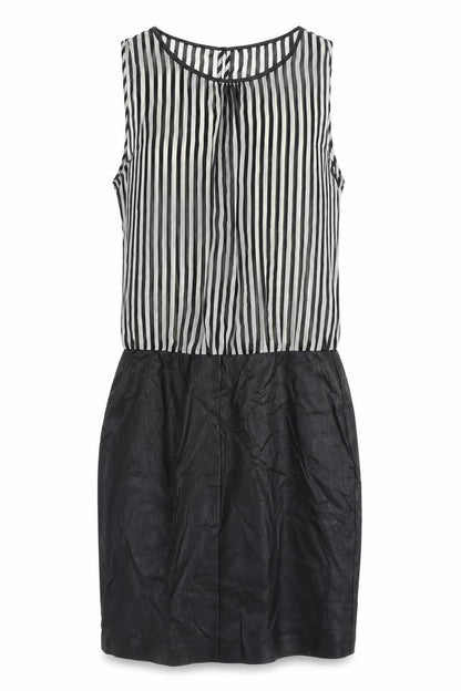 Trafaluc Womens White Striped  A-Line  Size 4