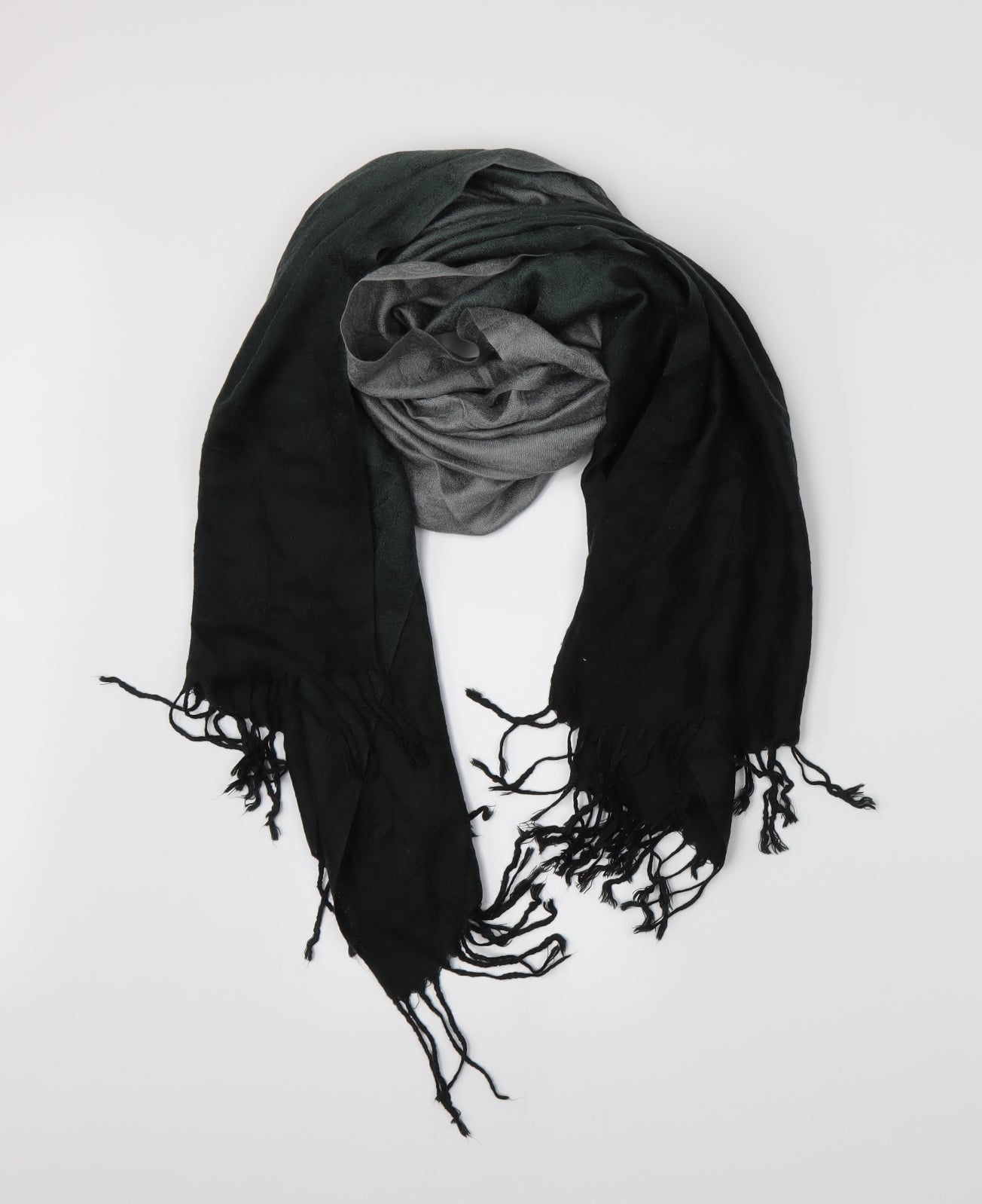 Preworn Womens Green Paisley   Scarf