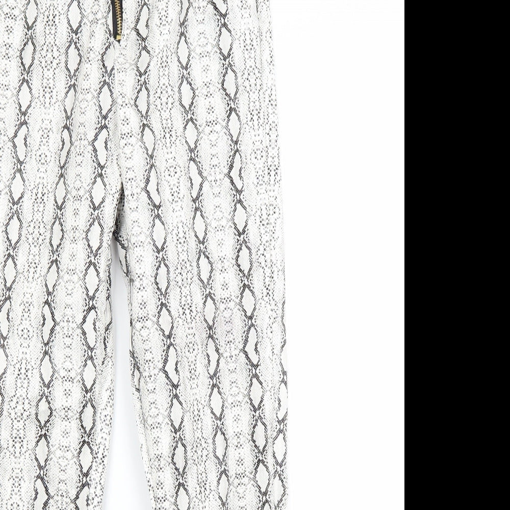 Womens UK Size 6 PRETTYLITTLETHING Regular Fit  White Trousers