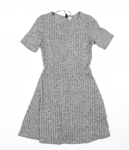 H&M Womens Grey Batik  A-Line  Size 6