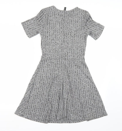 H&M Womens Grey Batik  A-Line  Size 6