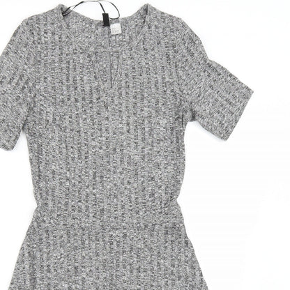 H&M Womens Grey Batik  A-Line  Size 6