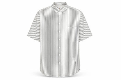 Mens UK Size L weekends only White  Button-Up Short Sleeve Casual Shirt
