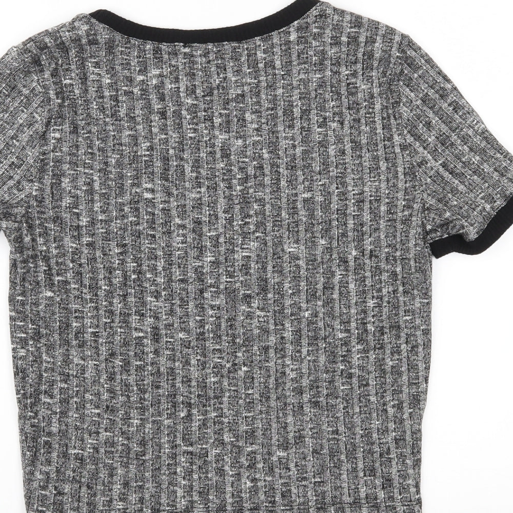 FOREVER 21 Womens Grey   Basic T-Shirt Size M