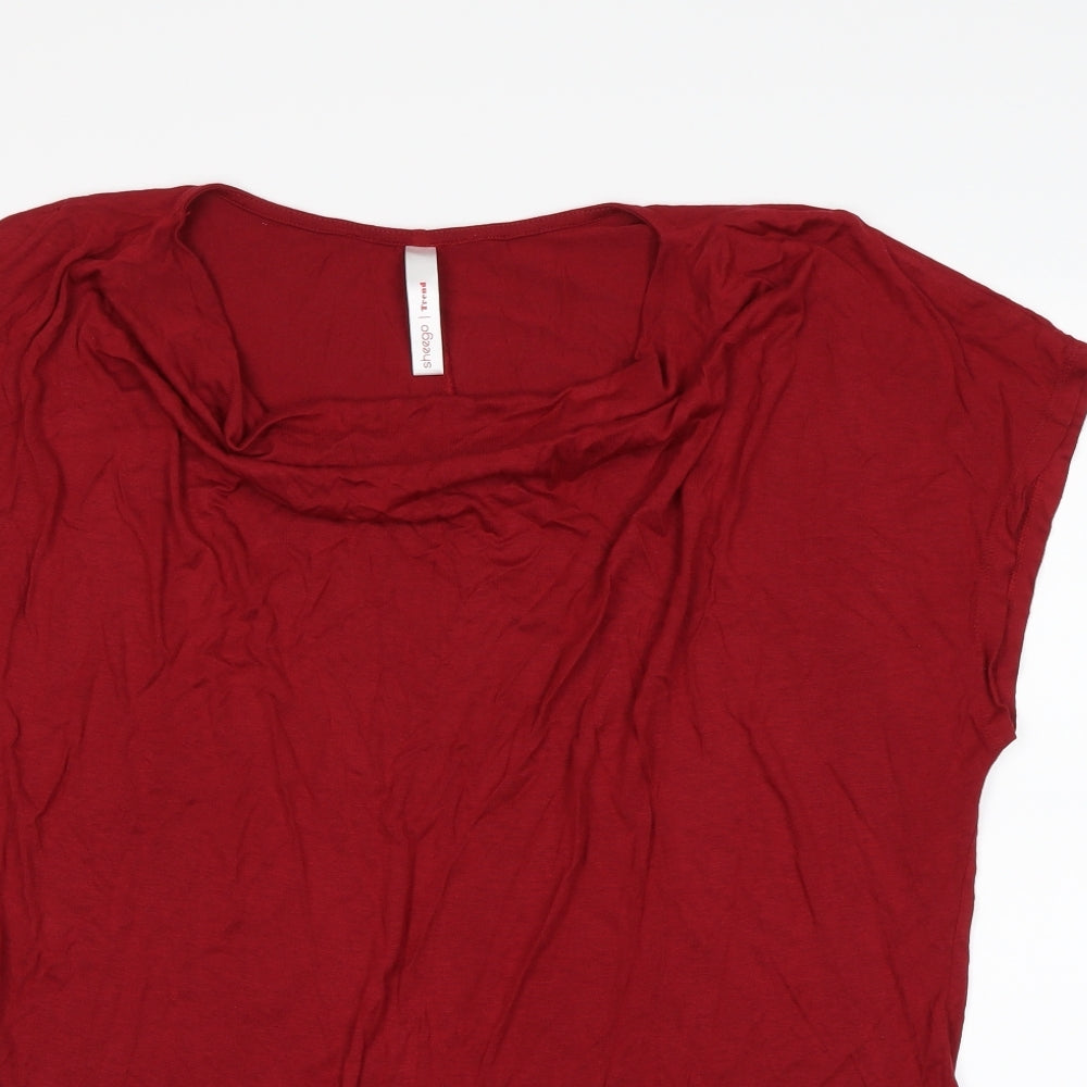 Close-up detail of Sheego women’s red basic t-shirt, size UK 18