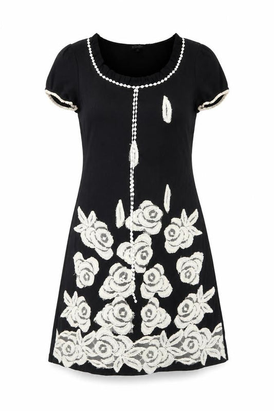Front view of Stella women’s black floral t-shirt dress, size M