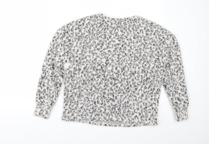 Back view of Primark women’s white animal print jumper size 2xs