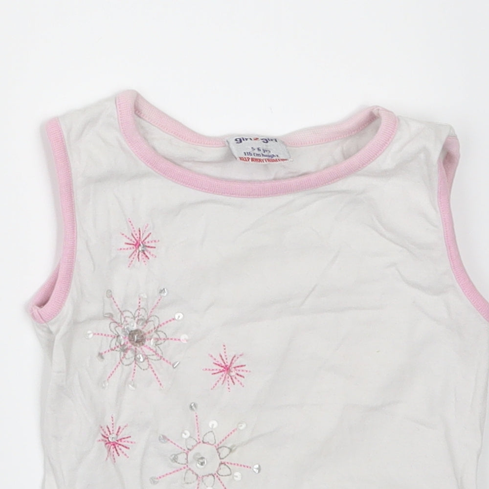 girl2girl Girls White Floral  Basic T-Shirt Size 5-6 Years