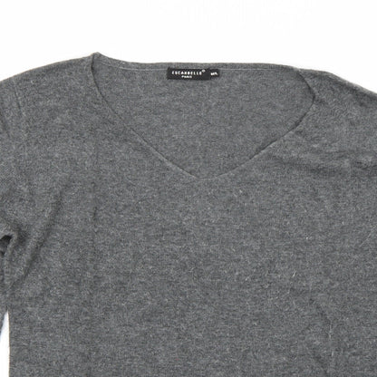 Close-up detail of Escandelle women’s grey jumper, size M