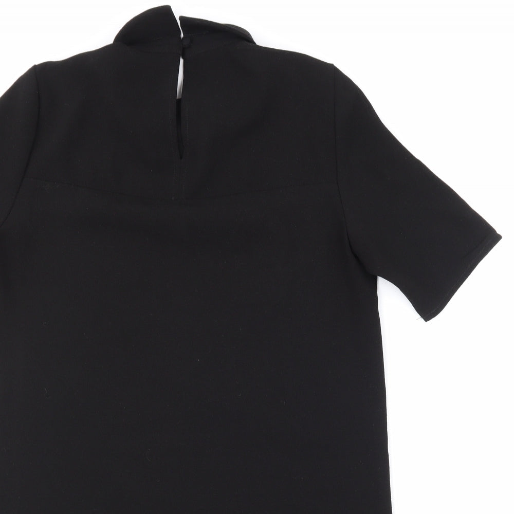 Close-up detail of Forever U women’s black a-line, size S