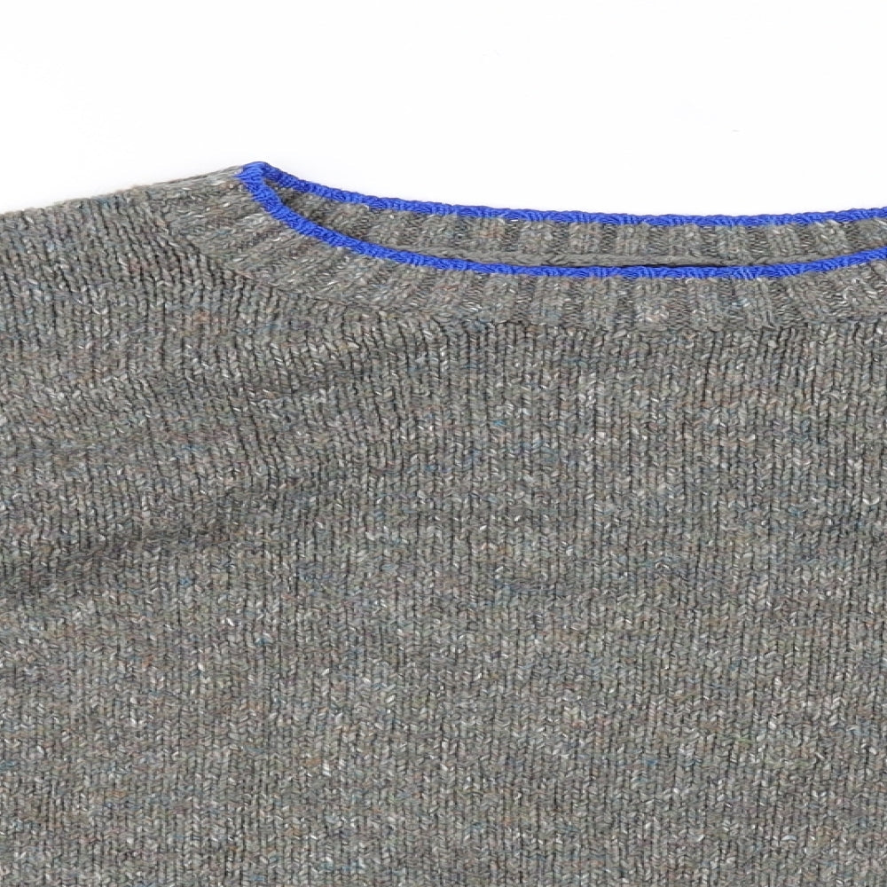 Close-up detail of Topshop women’s grey jumper, size UK 8