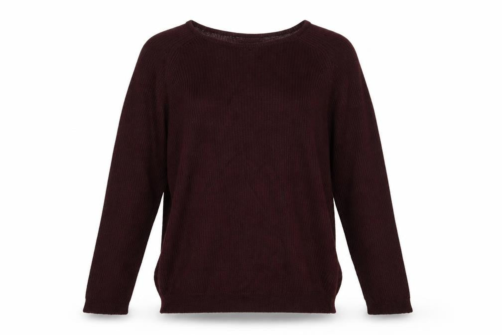 Front view of Pull&Bear women’s red knit jumper, size M