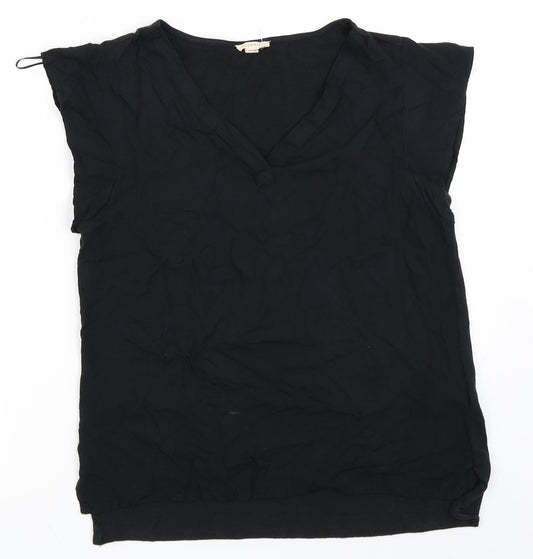 Womens UK Size S Spirit Black Basic T-Shirt