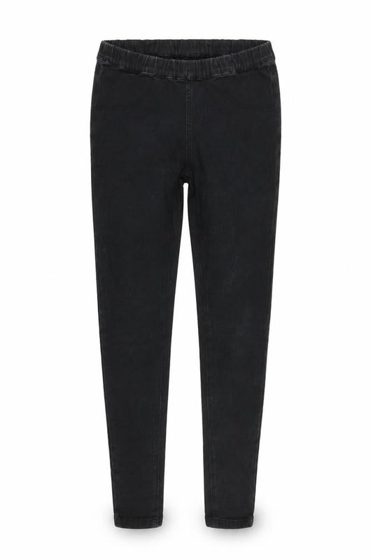 Front view of Bay women’s black jegging jeans, size UK 6, 29-inch leg