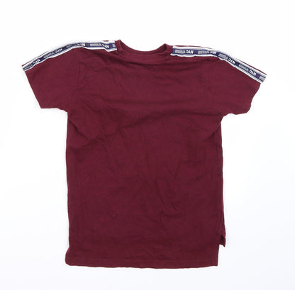 Back view of Primark boys’ purple basic t-shirt, size 8, years
