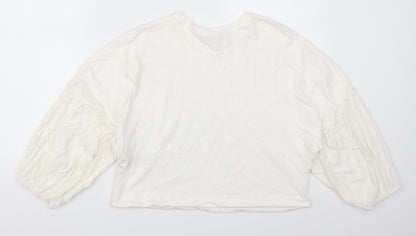 Back view of Primark women’s white pullover sweatshirt, size UK 10