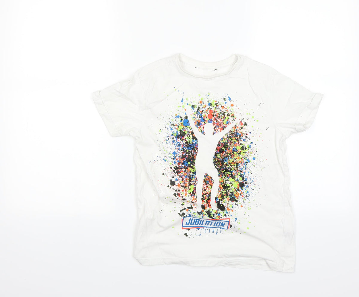 Additional front view of George boys’ white basic t-shirt, size 9, years