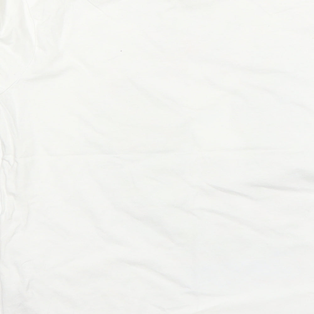 Brand and care label for George boys’ white basic t-shirt, size 9, years