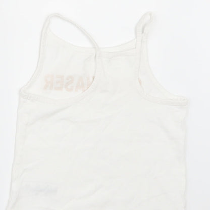 Brand and care label for Next girls’ white basic t-shirt, size 5, years