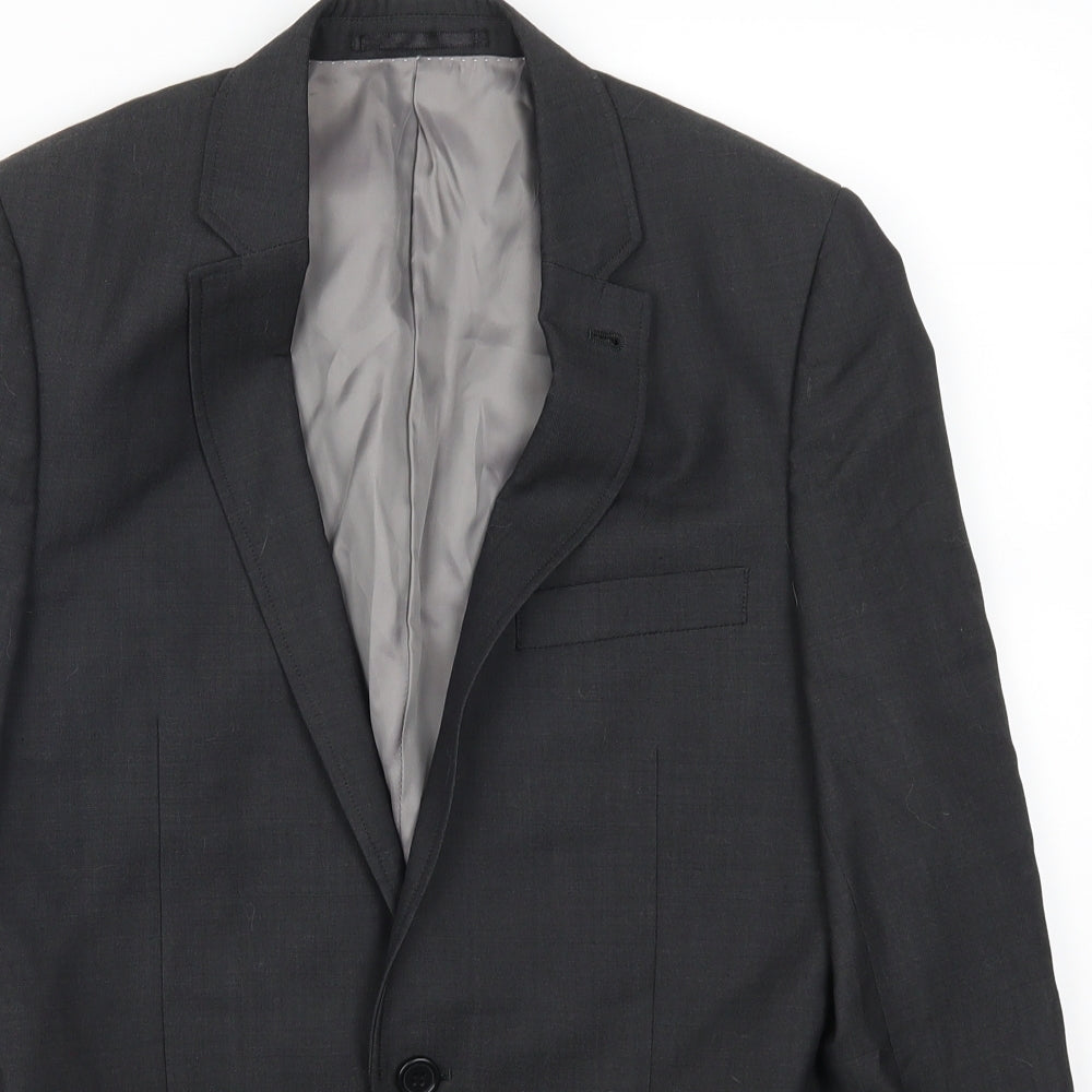 Close-up detail of Topshop men’s grey jacket suit jacket, size 34