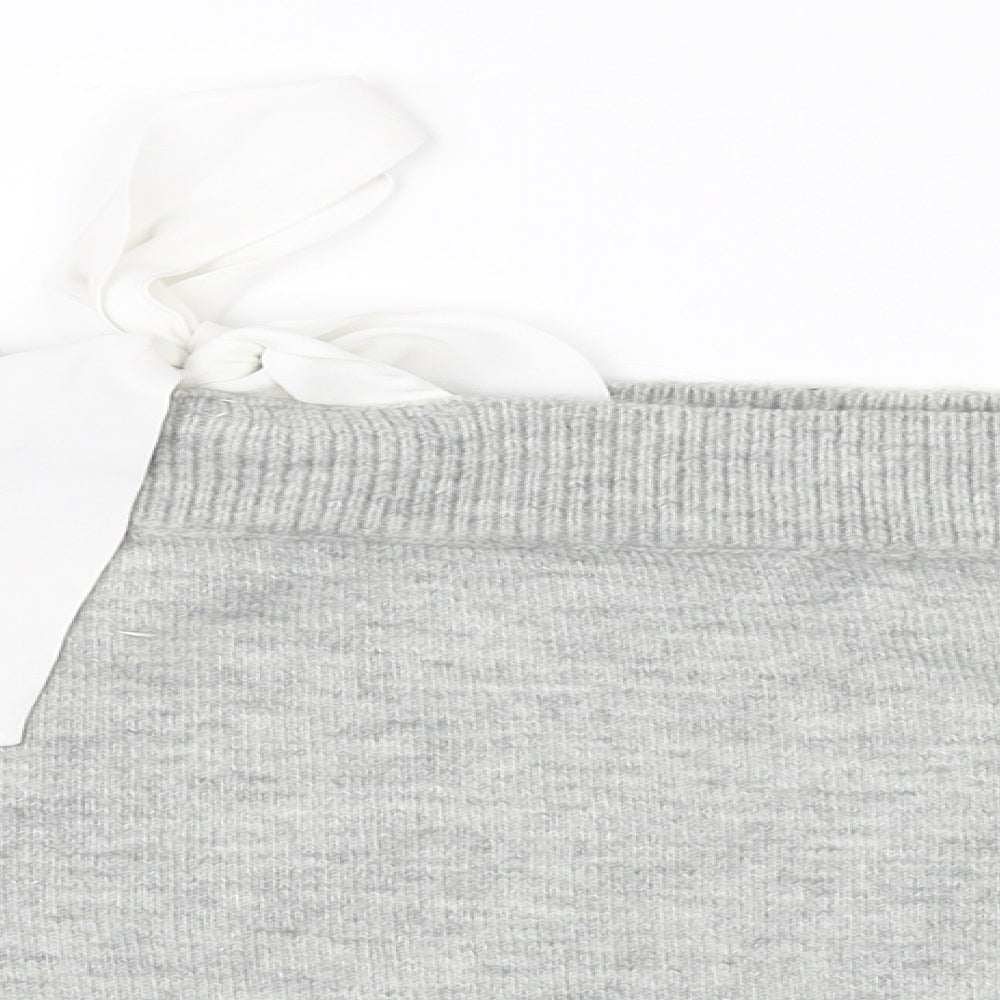 Close-up detail of Topshop women’s grey jumper, size UK 10