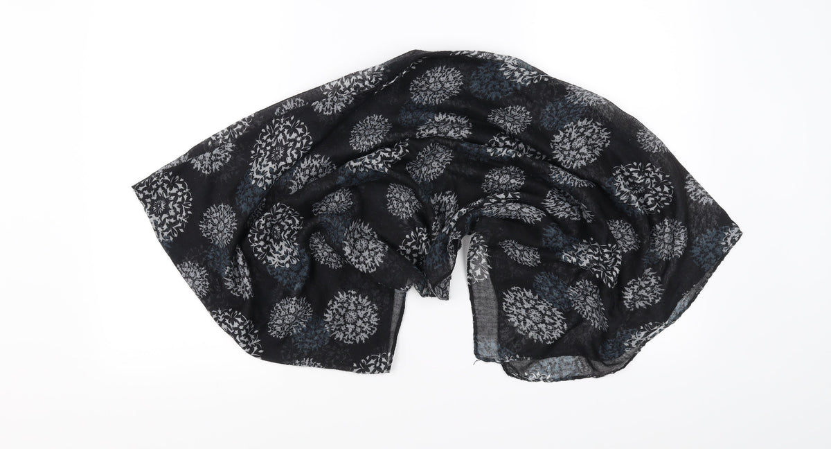 Front view of Preworn Black Geometric Shawl/Wrap