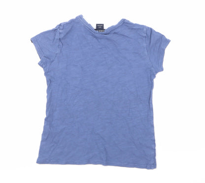 Back view of Ariat girls’ blue basic t-shirt, size S