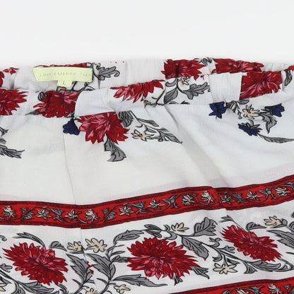 Love & Other things Womens White Floral  Hot Pants Shorts Size L