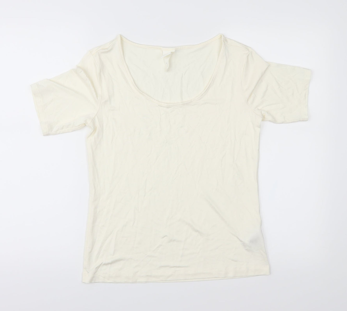 H&M Womens Ivory   Basic T-Shirt Size M  - Slinky feel