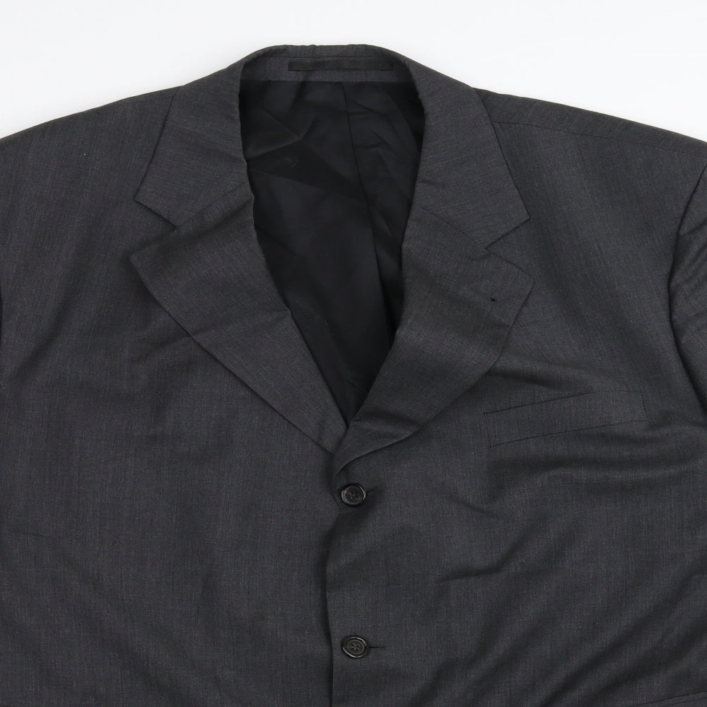 Close-up detail of Guy Laroche men’s grey jacket blazer one size - padded shoulders
