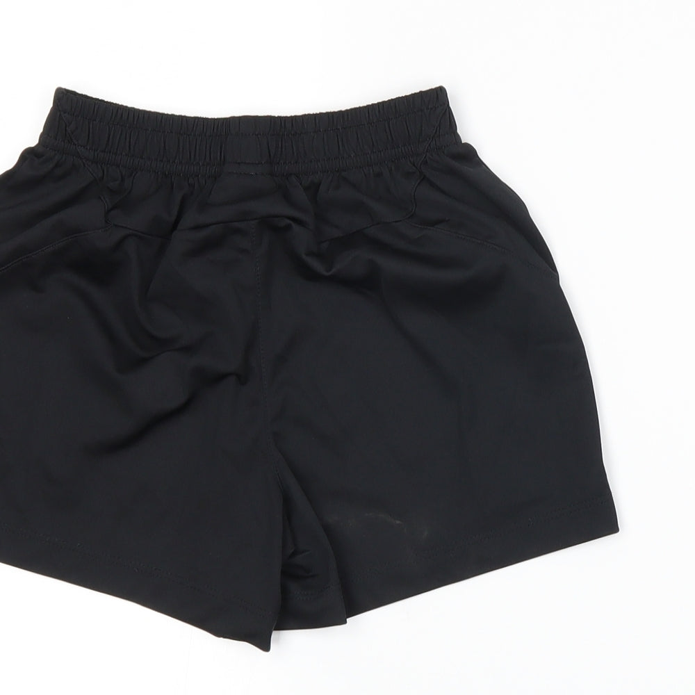 Umbro Boys Black   Sweat Shorts Size 6-7 Years - Manchester City Football Club
