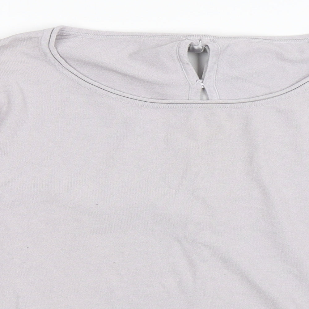Close-up detail of Missun women’s grey jumper, size S