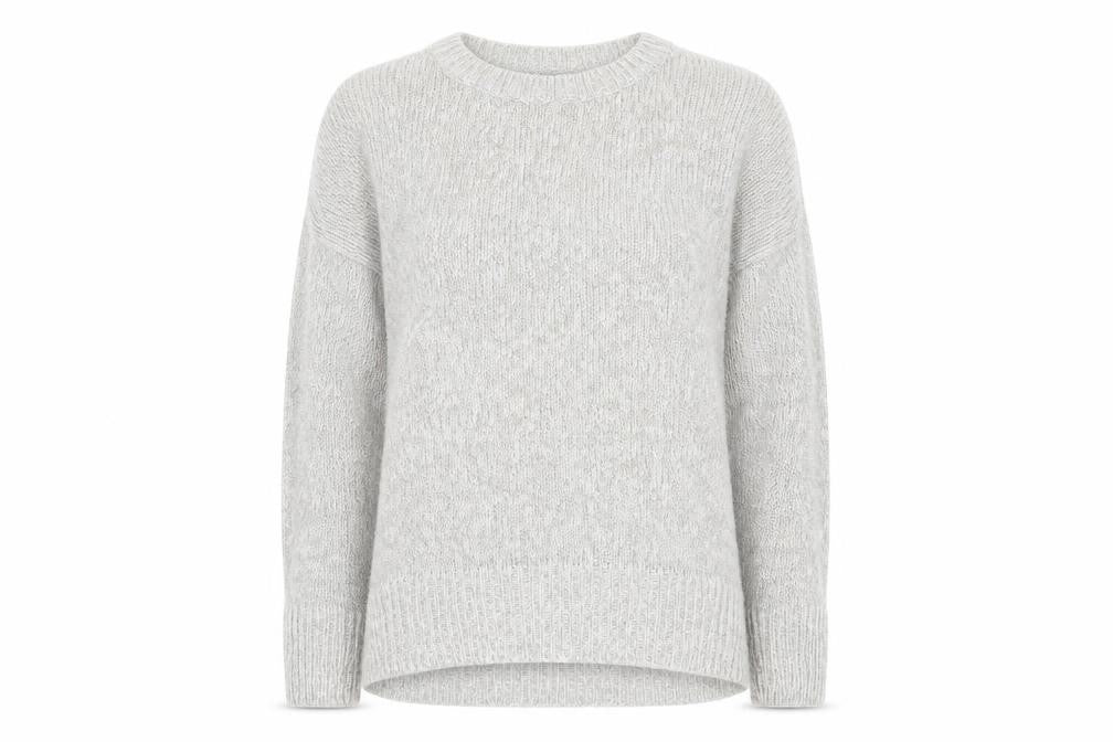 Front view of New Look women’s ivory knit jumper, size L