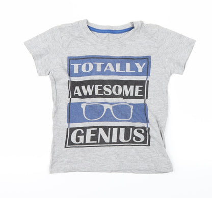 Preworn Boys Grey   Basic T-Shirt Size 4-5 Years